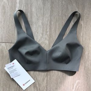 Lululemon Bra (olive green)